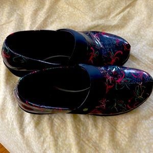 Work wonders by Dansko size 40